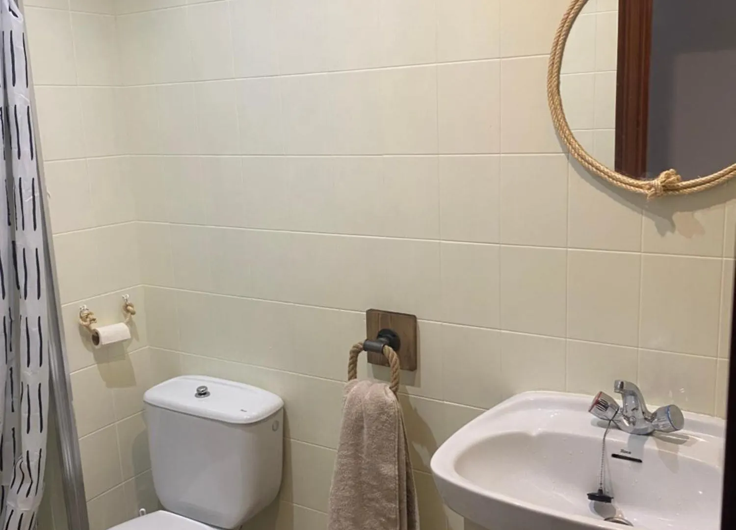 Cal Nas Ratat Apartment Solsona 0*,  Spain